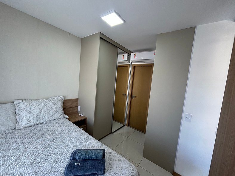 Apartamento com varanda em Salvador, Caminho das Árvores